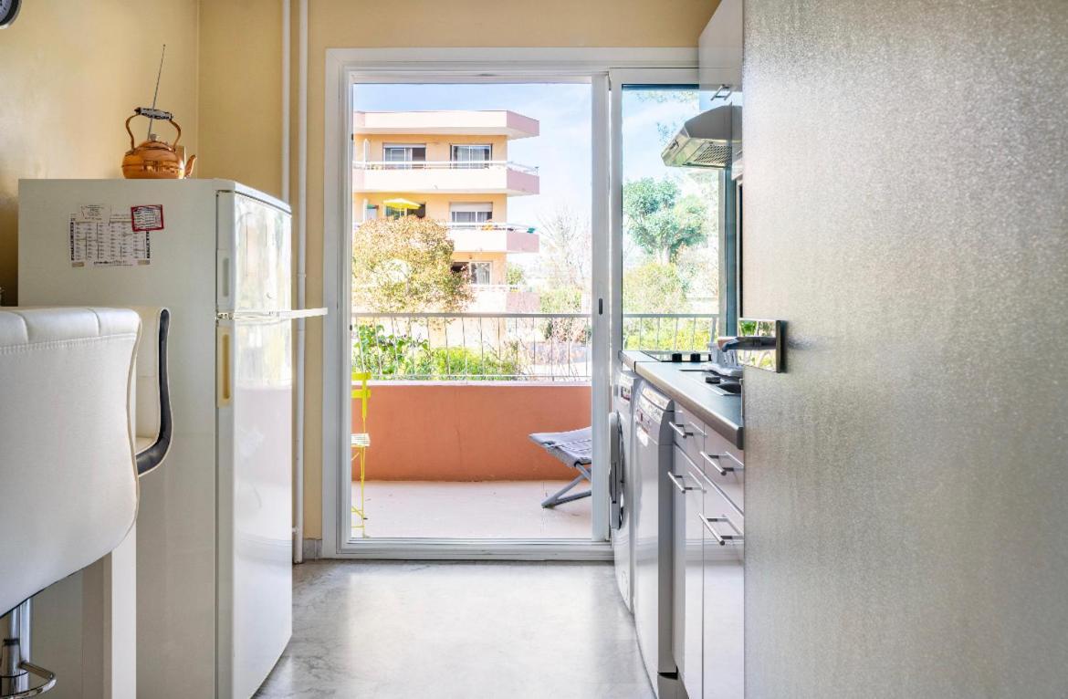 Joli T2 Tres Proche De La Plage De Frejus Fréjus Exterior foto